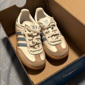 Blue Samba Toddler shoes *NEW IN BOX*